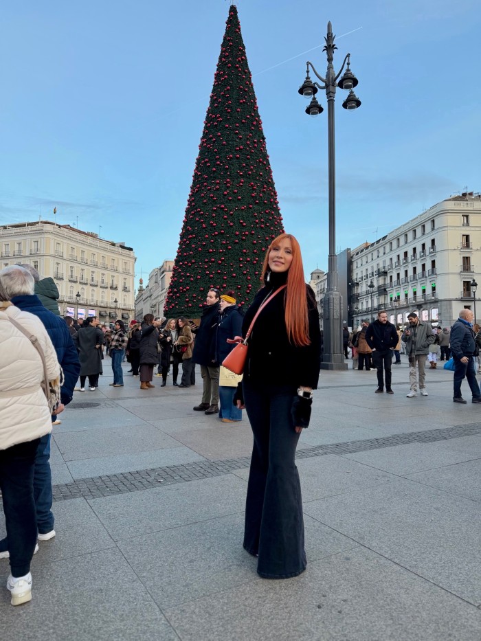 Tu mejor regalo de Navidadestilo porno fiesta