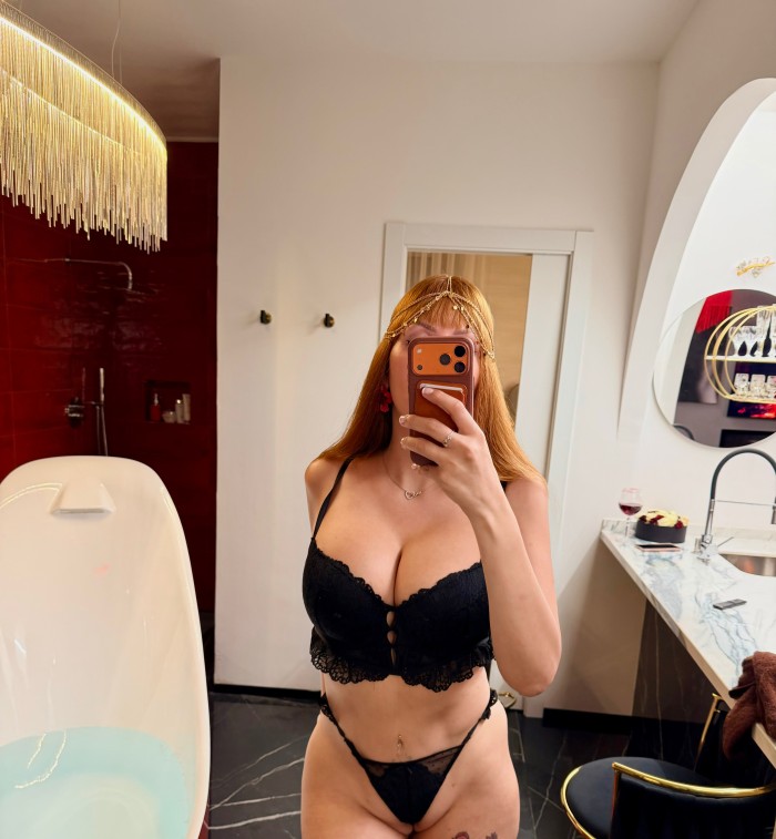 Tu mejor regalo de Navidadestilo porno fiesta