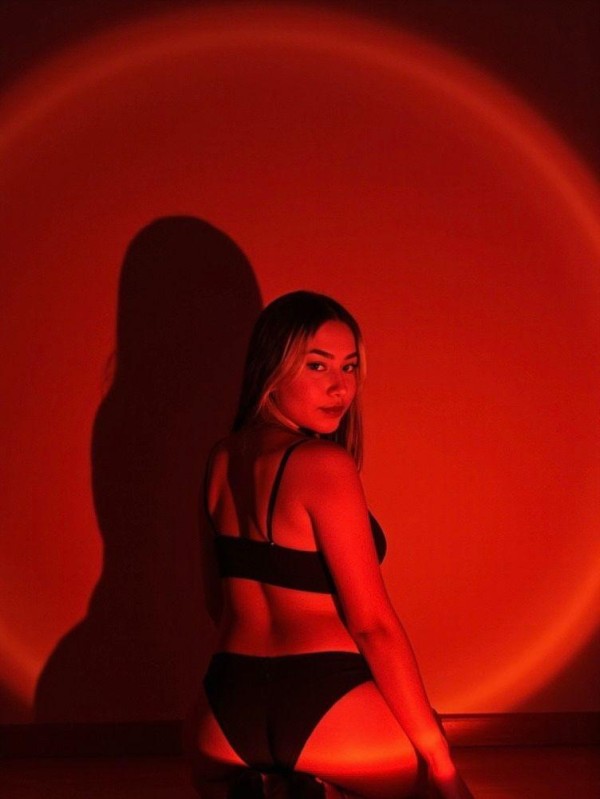 LUNITA COLOMBIANA RECIEN LLEGADA