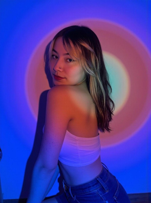 LUNITA COLOMBIANA RECIEN LLEGADA