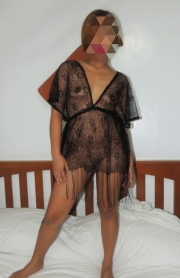 LATINA CARIÑOSA Y VICIOSA