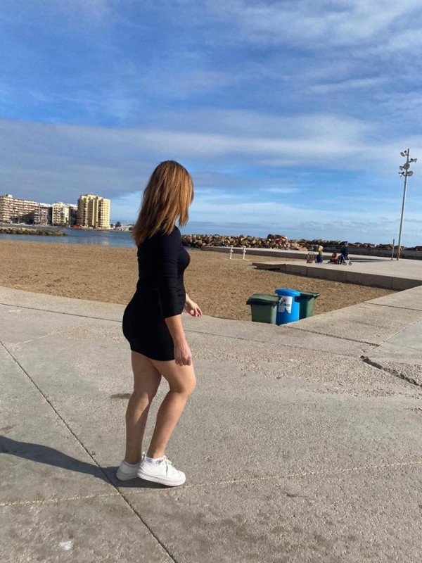 Francesa de nuevo en Torrevieja con su mejor servi
