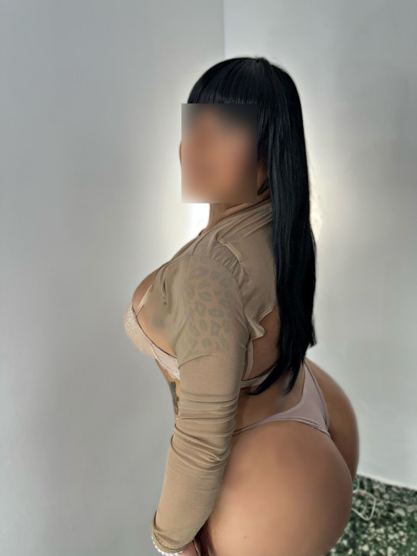 RICA CHICA CURVY LATINA EN JAEN 24 H