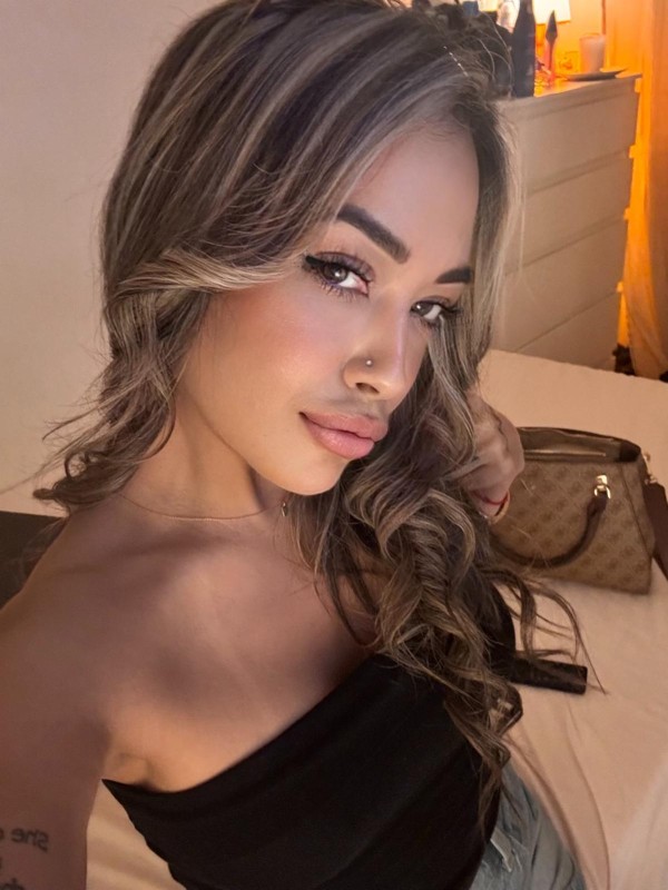 LUCI BELLEZA ARGENTINA CUERPO FITNESS MIRADA MÁGICA CARÁCTER ENCANTADOR