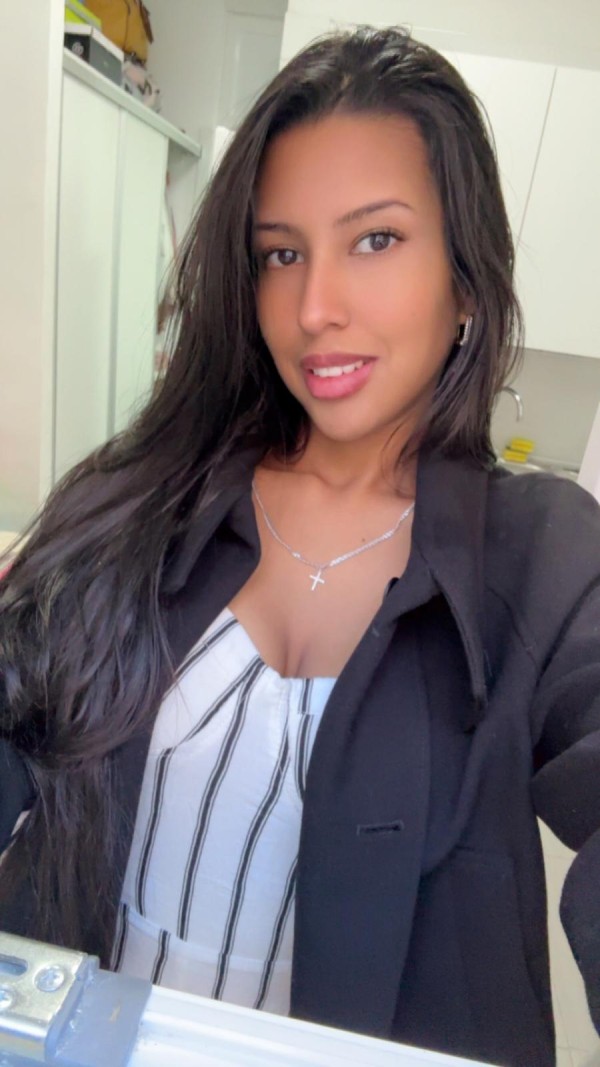 MILEIDIS, SUMÉRGETE EN UN PLACER PROFUNDO…