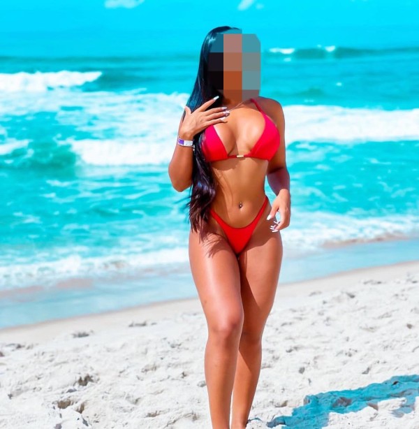 CACHONDA, SEXI Y COMPLACIENTE ( MOJADITA) VEN A METER TU POLLA EN MI COÑO