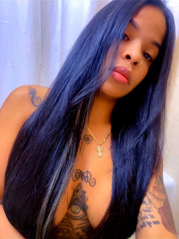 BOMBA CON GANAS DE SeXO una ninfomana