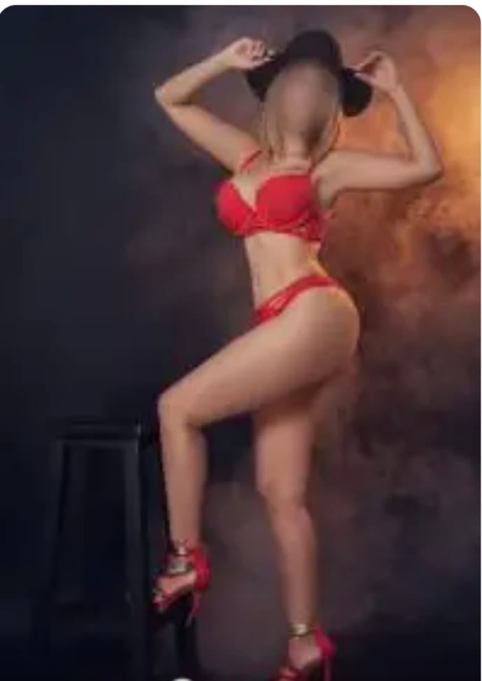 DELICIOSA CACHONDA ARDIENTE LUJURIOSA