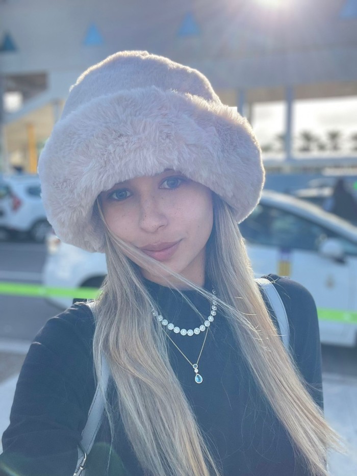 TE ENCIENDE CON SU NATURALIDAD 673546210