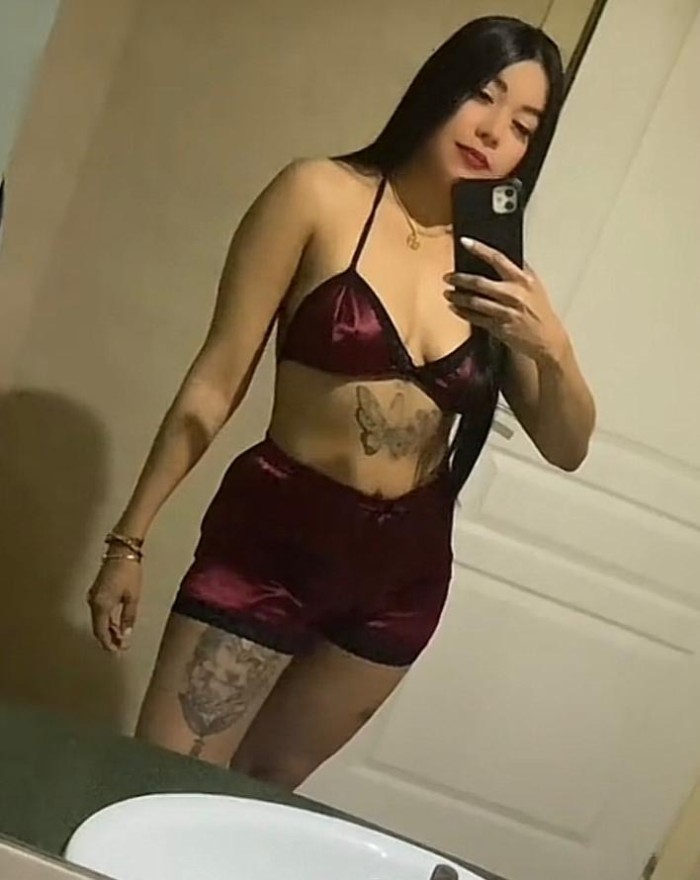 Colombiana impresionante muy caliente