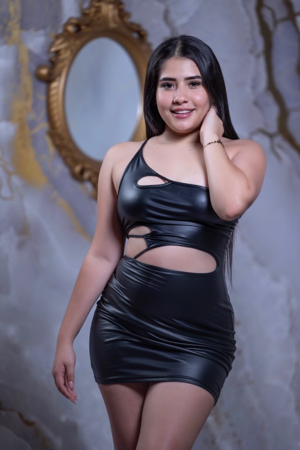 CATALINA DIVERTIDA Y AVENTURERA NUEVA EN MATARÓ