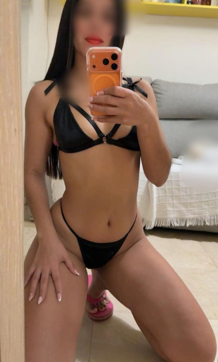 LIZ PARAGUAYA DELGADA DIVERTIDA EN SABINILLAS