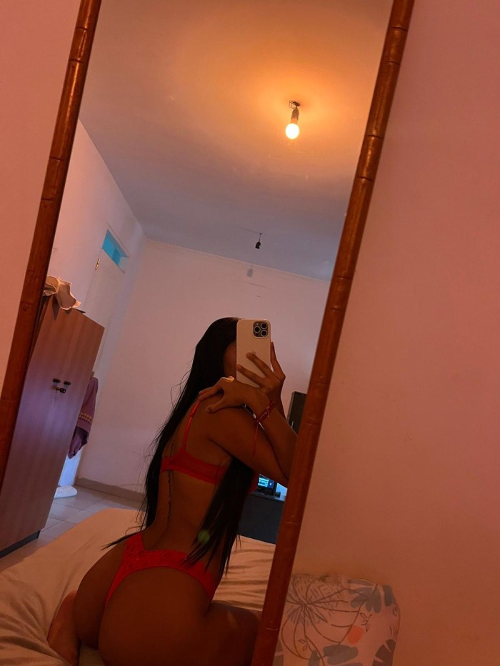 MUJER CARIÑOSA SIN LIMITES EN LA CAMA SANTA ROSA