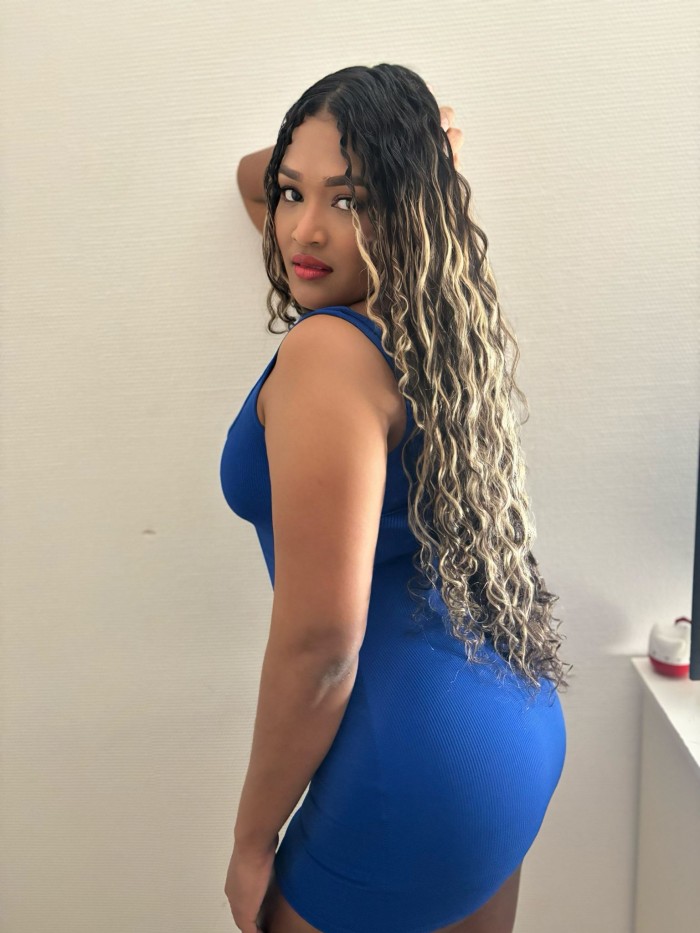 ARDIENTE MORENAZA EN BURGOS SEXO FIESTA A TOPE