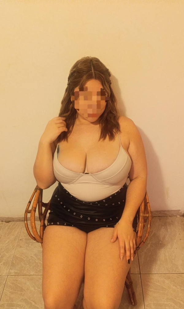 Squirt 1 vez en Valladolid top fogosa caliente una puta de verdad