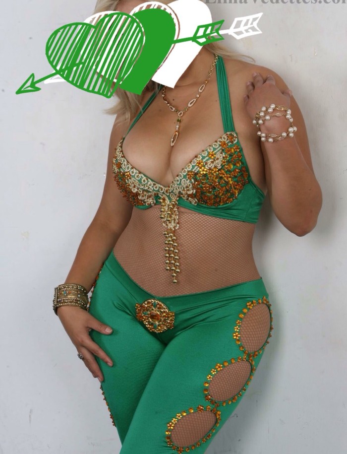 La más caliente sin límites Griego, fiesta y más