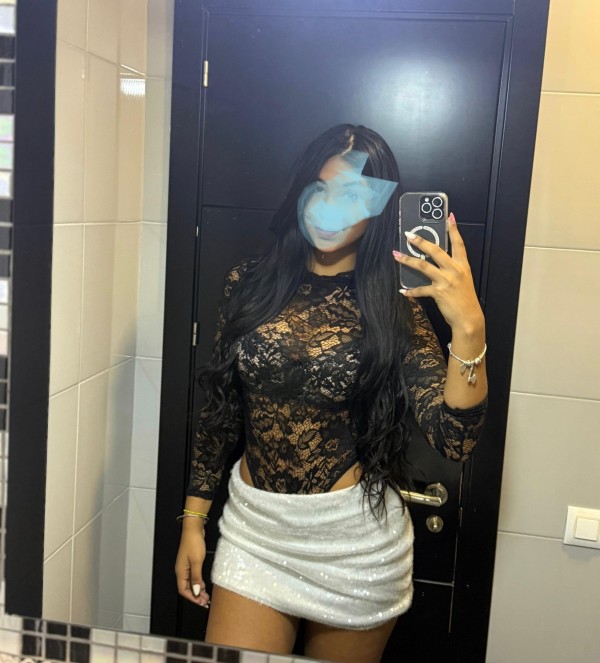 Camila | Modelo Venezolana de Alto Voltaje