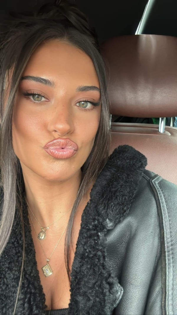 RECIEN LLEGADA DE GRECIA, MORBOSA Y MUY COMPLACIT