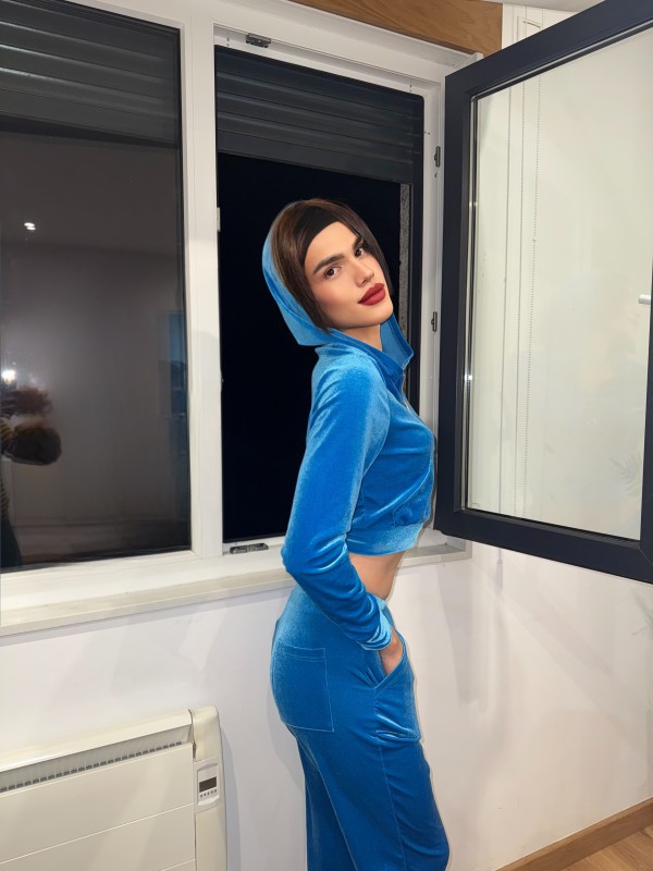 HERMOSA MODELO TRANS FIESTERA, VICIOSA Y GUARRA