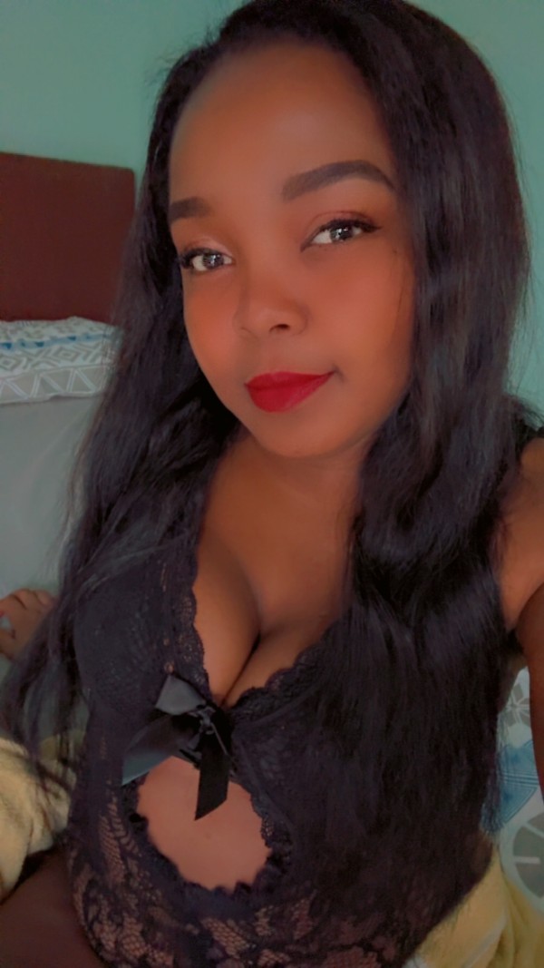 SARA,614347519 MORENA ARDIENTE Y FIESTERA