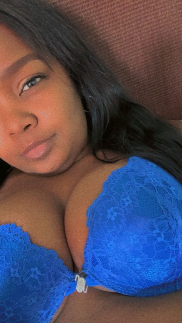 SARA,614347519 MORENA ARDIENTE Y FIESTERA