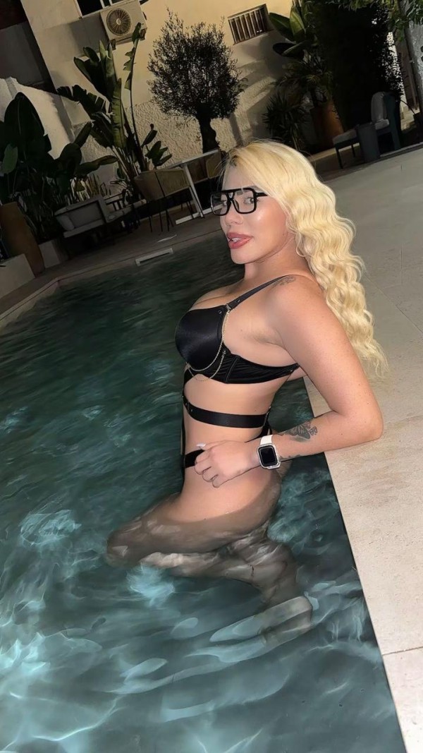 Nueva en Barakaldo … Últimos días rubia complaciente