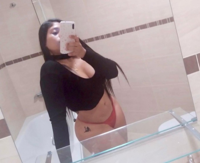 SOY LINDA CACHONDA VEN A CONOCERME