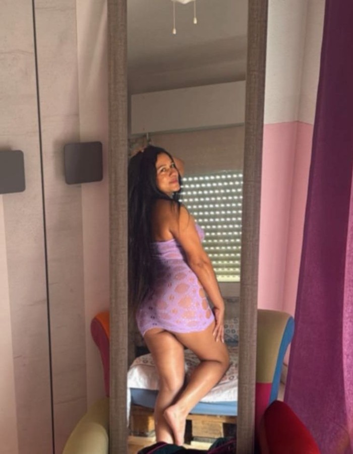 Ven y cogeme en la pose que más te guste