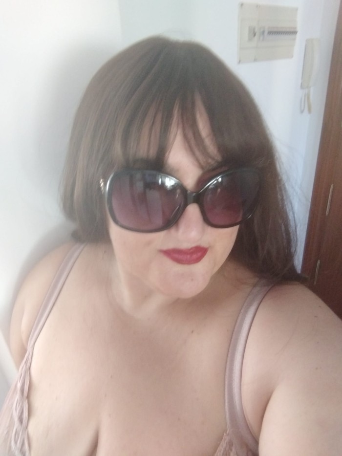 604149773_Española 48 años muy gorda madurita MILF