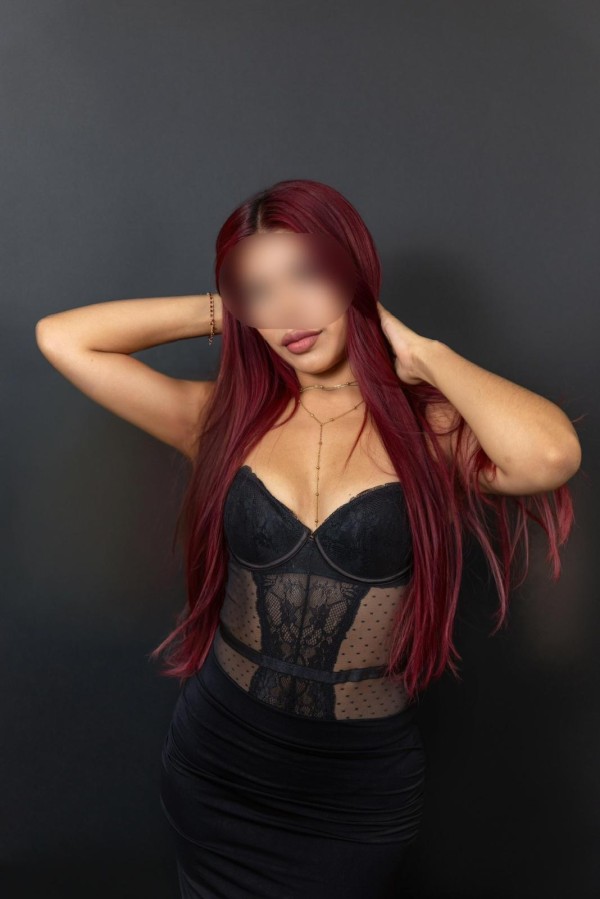 GABRIELA una muñequita preciosa