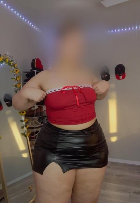 ERIKA GUAPA SENSUAL IMPLICADA NOVEDAD