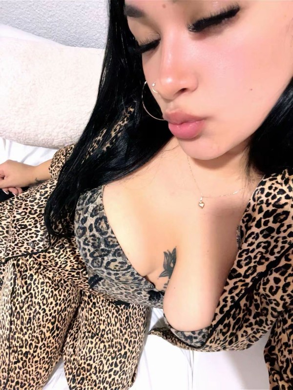 MUY CARIÑOSA Y ESPECIAL, NOVEDAD EN CHICLANA