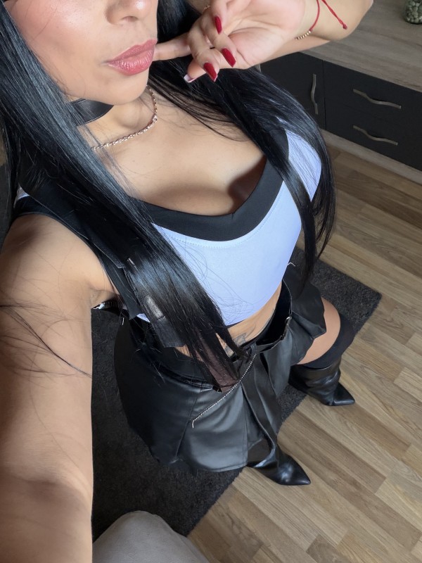 llámame para divertirnos y disfrutar del buen sexo