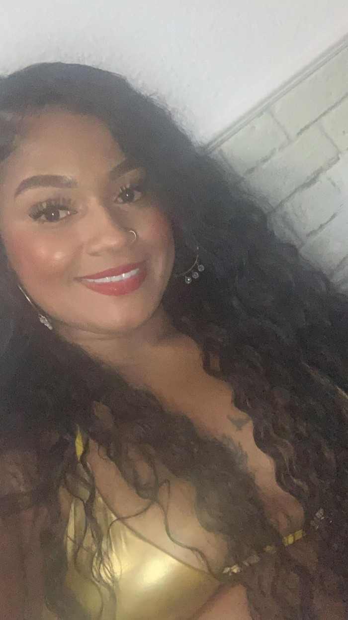 LATINA FIESTERA Y ORGASMICA DISPUESTA A CUMLIR FAN