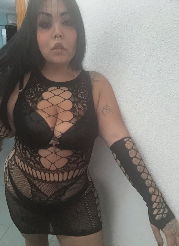 Española jovencita chochito suave y jugoso 24h