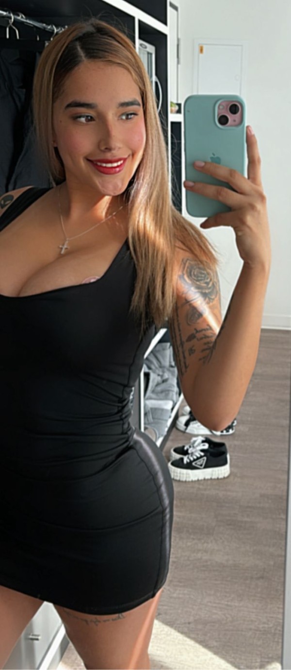 DELICIOSA Y ARDIENTE RUBIA COLOMBIANA. ESCORT EN MALLORCA. 24 HORAS PARA TI