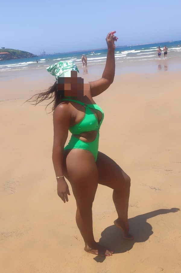 MARCELA MUY CACHONDA FIESTERA