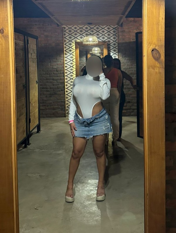 AMY SUPERNOVEDAD ARDIENTE IMPLICADA FIESTERA 24H EN Sabadell Nord