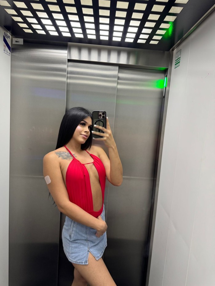 SENSUALIDAD, GLAMOUR Y ENTREGA TOTAL, 607480037