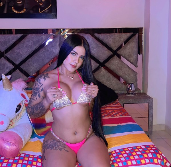 EN GRANADA CRISTAL TATUADA DE LUJO NUEVA EN TU CUIDAD