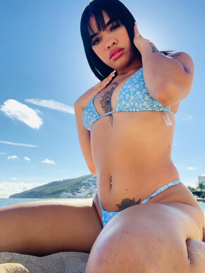 CLOE – VENEZOLANA LISTA PARA DEVORARTE