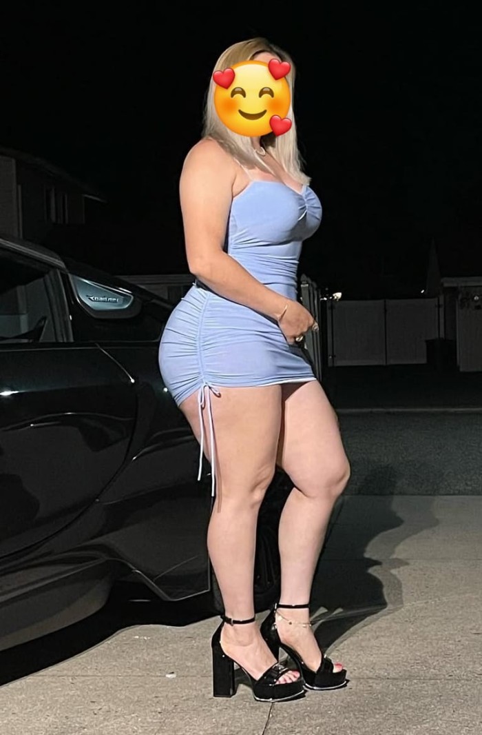 RUBIA MUY GUAPA ..FRANCES EL MEJOR