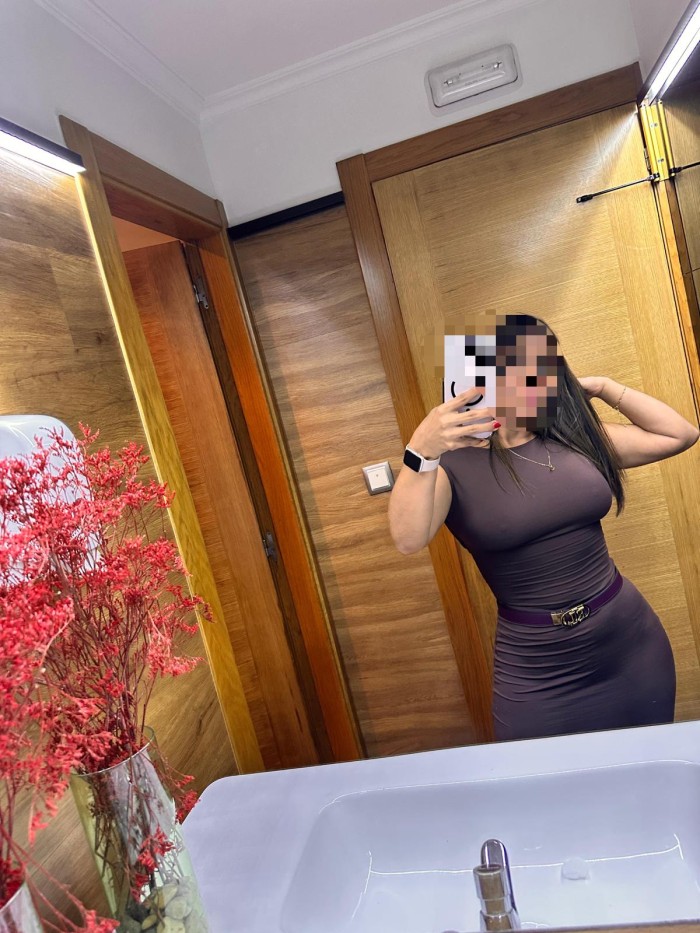 Soy una jovencita super atractiva y lujuria solo