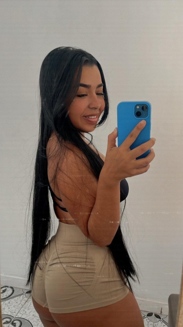 CATALEYA FIESTERA VEN PARA DIFRUTAR LOS ALCÁZARES CENTRO