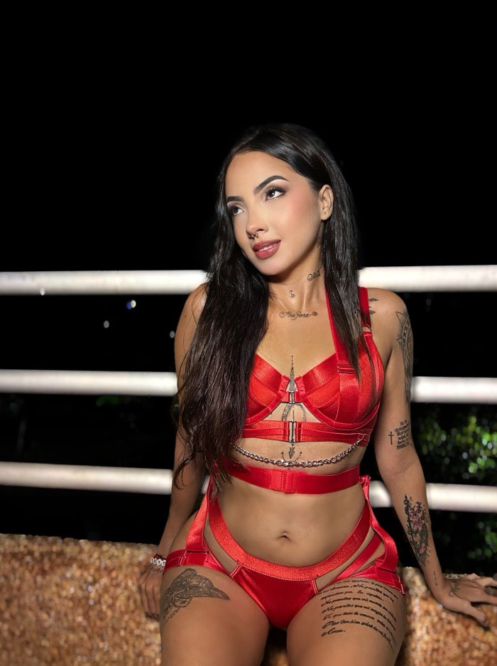 Amiguitas disponibles-copa gratis y mas…