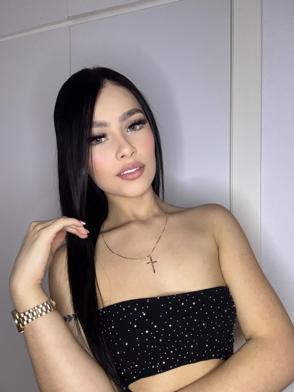 MUJER ELEGANTE CON 1MORBO IRRESISTIBLE 613219266