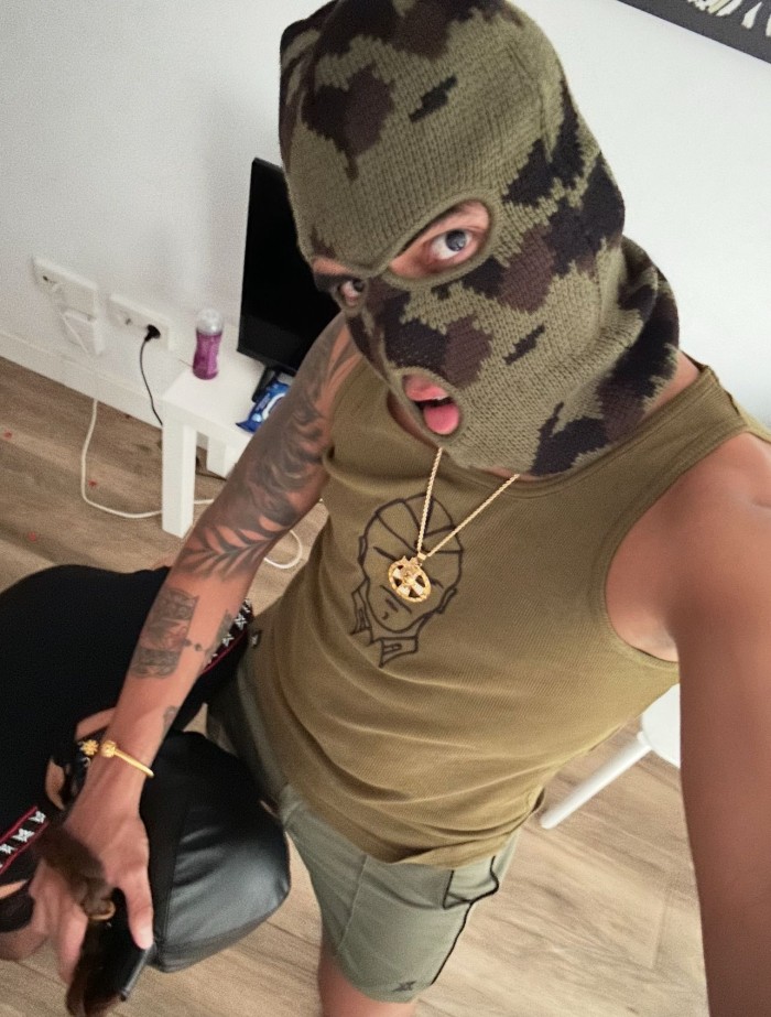 Acompañante elegante muy cañero y versatil