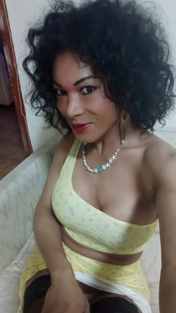 Brasileña fiestera.