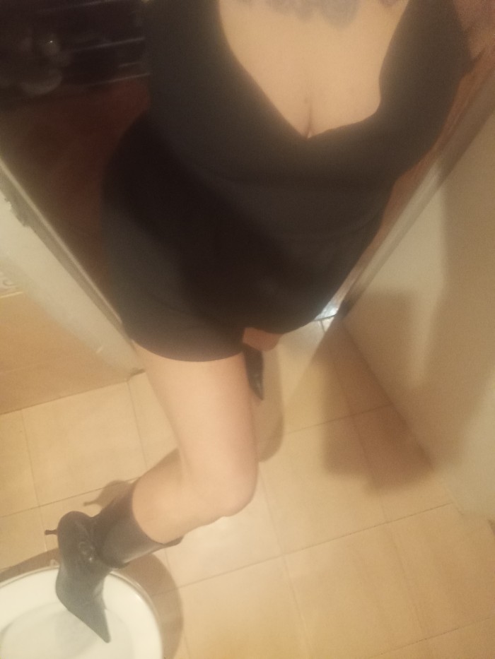 Española 34. Mimosa y juguetona particular