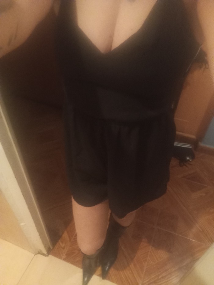 Española 34. Mimosa y juguetona particular